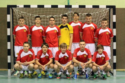 red_devils_u-18.jpg