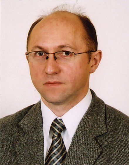 Wojciech Daszkowski- dyrektor szkoly muzycznej.